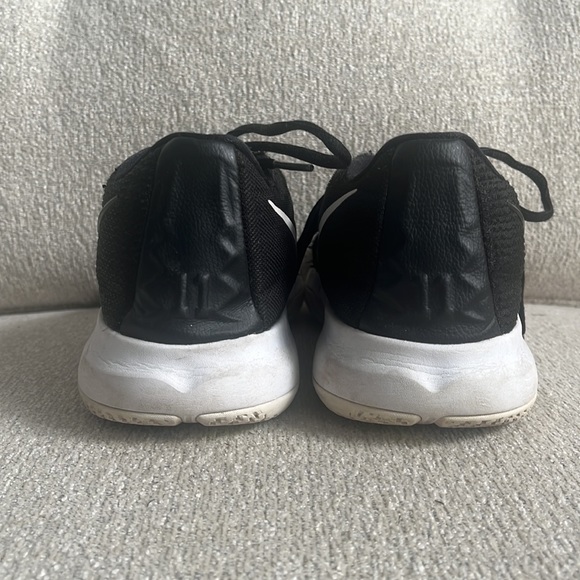 Nike Kyrie Low Men’s Shoes. Size 6. Good condition. - Picture 5 of 8